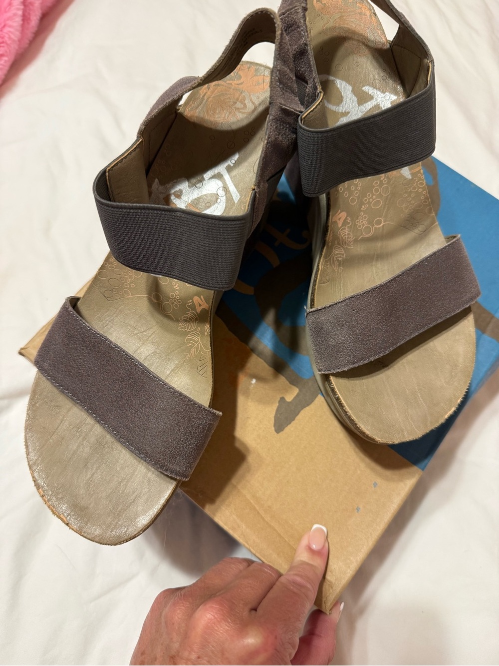 OTBT Women’s Elastic Suede Sandals in Taupe Gray